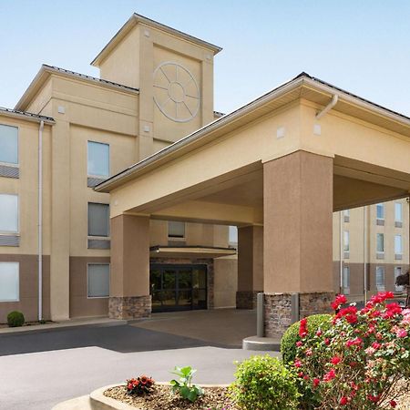 Baymont By Wyndham Georgetown Hotell Exteriör bild