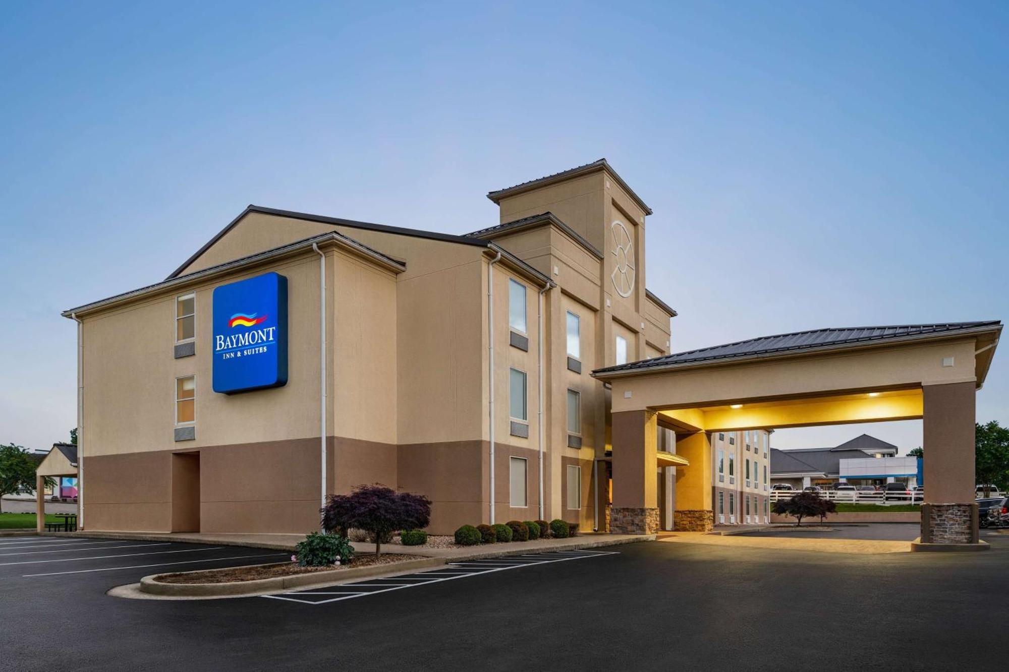 Baymont By Wyndham Georgetown Hotell Exteriör bild