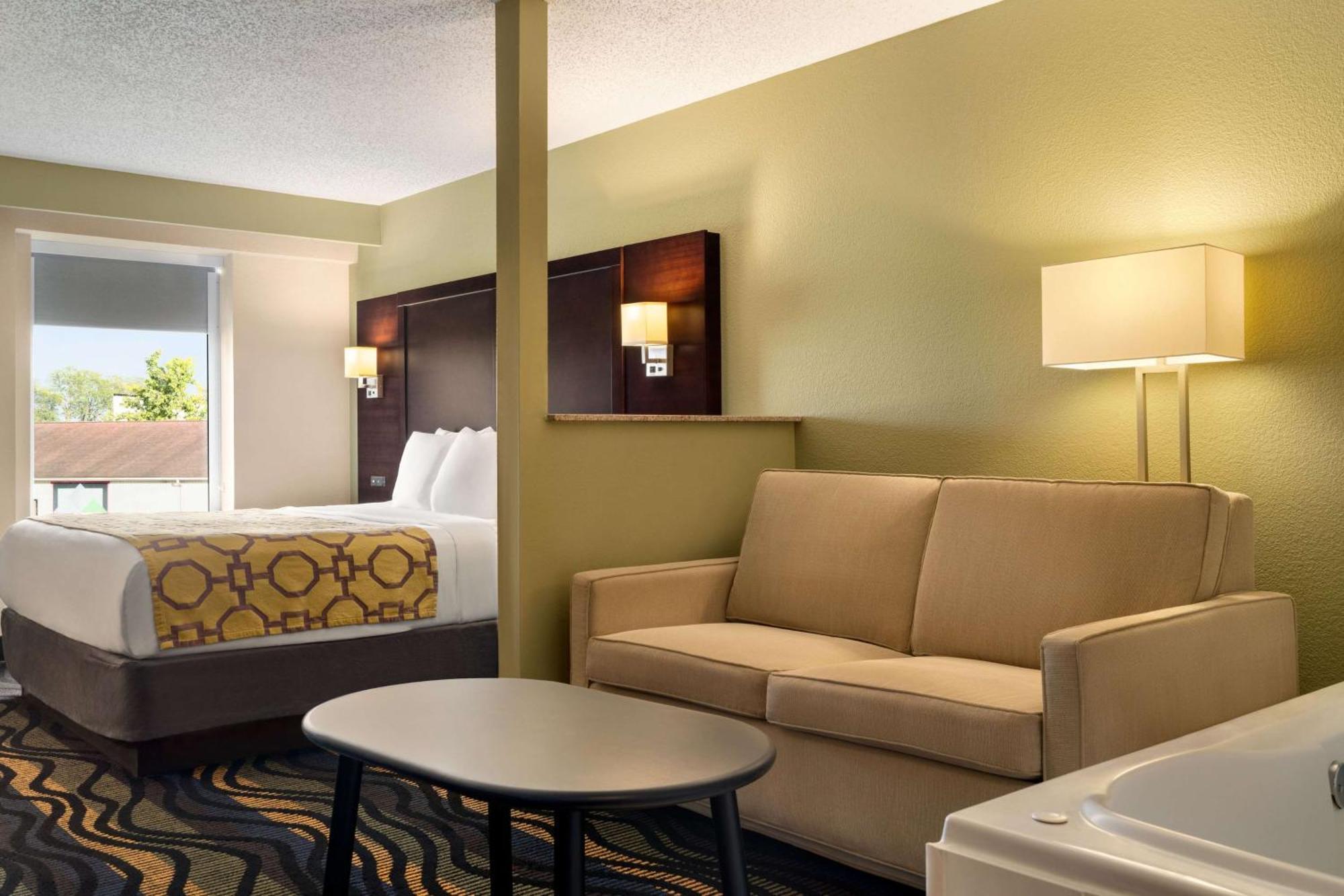 Baymont By Wyndham Georgetown Hotell Exteriör bild